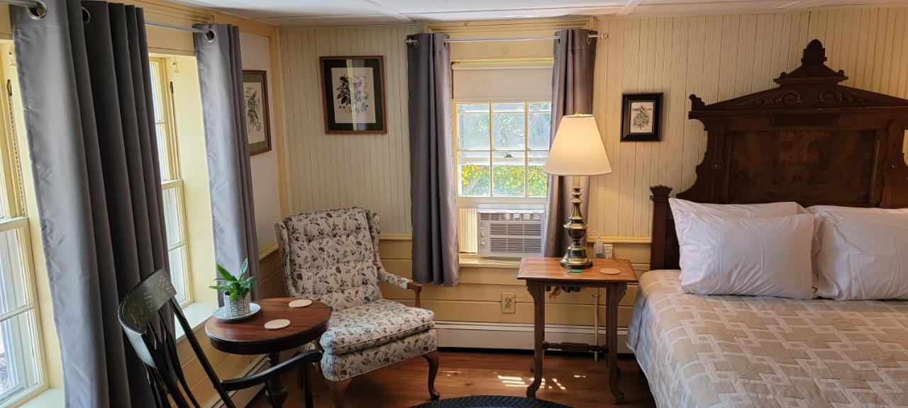 Hawks House Inn Walpole エクステリア 写真