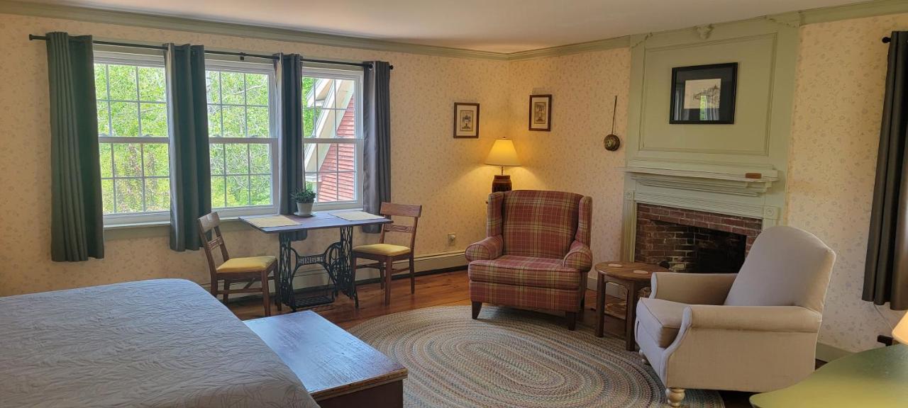 Hawks House Inn Walpole エクステリア 写真