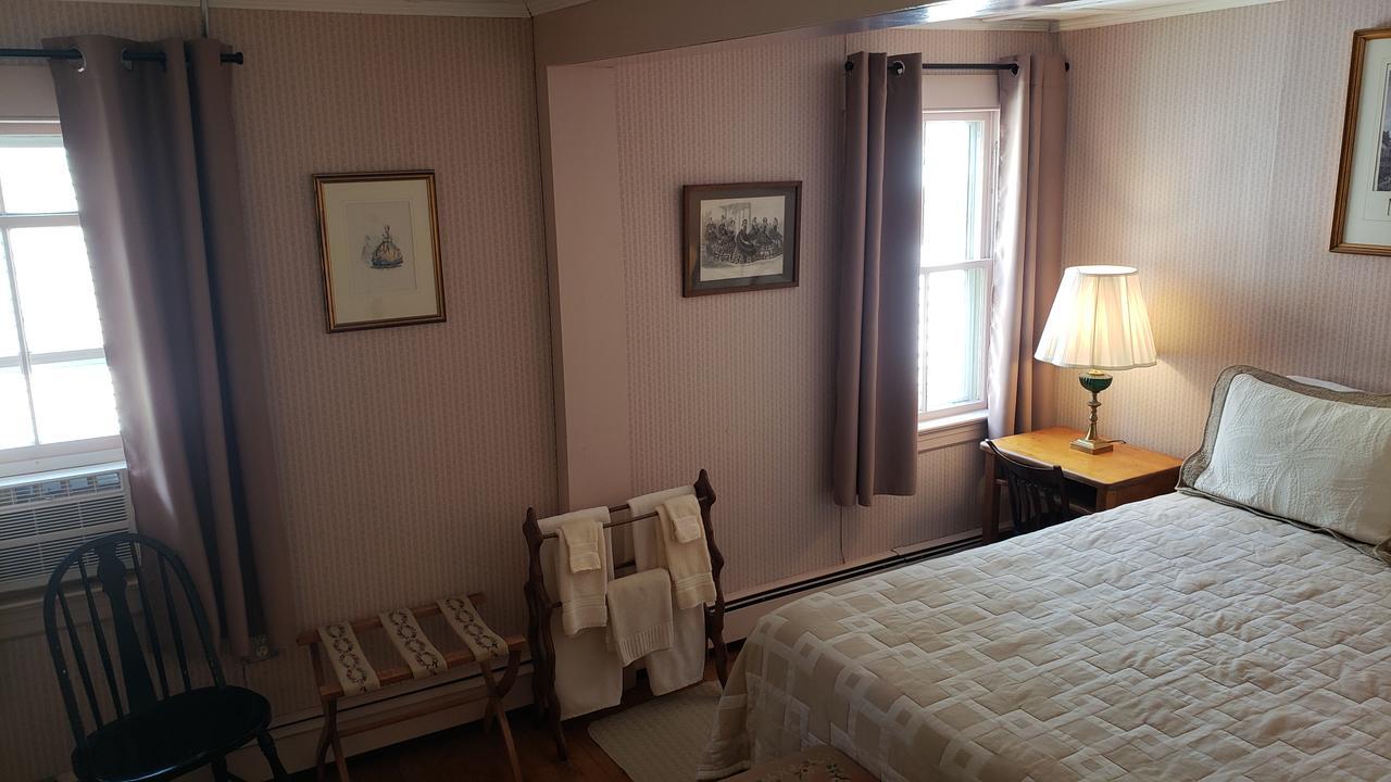 Hawks House Inn Walpole エクステリア 写真